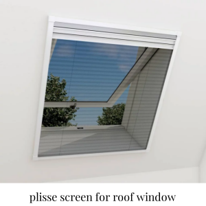 Plisse screen for roof window